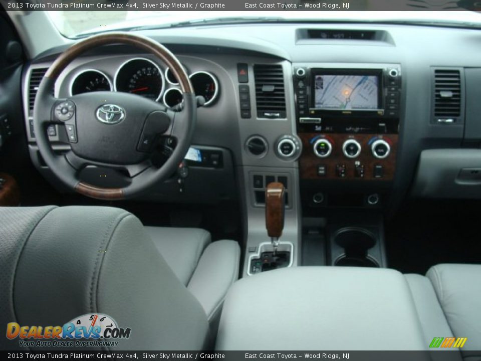 2013 Toyota Tundra Platinum CrewMax 4x4 Silver Sky Metallic / Graphite Photo #9