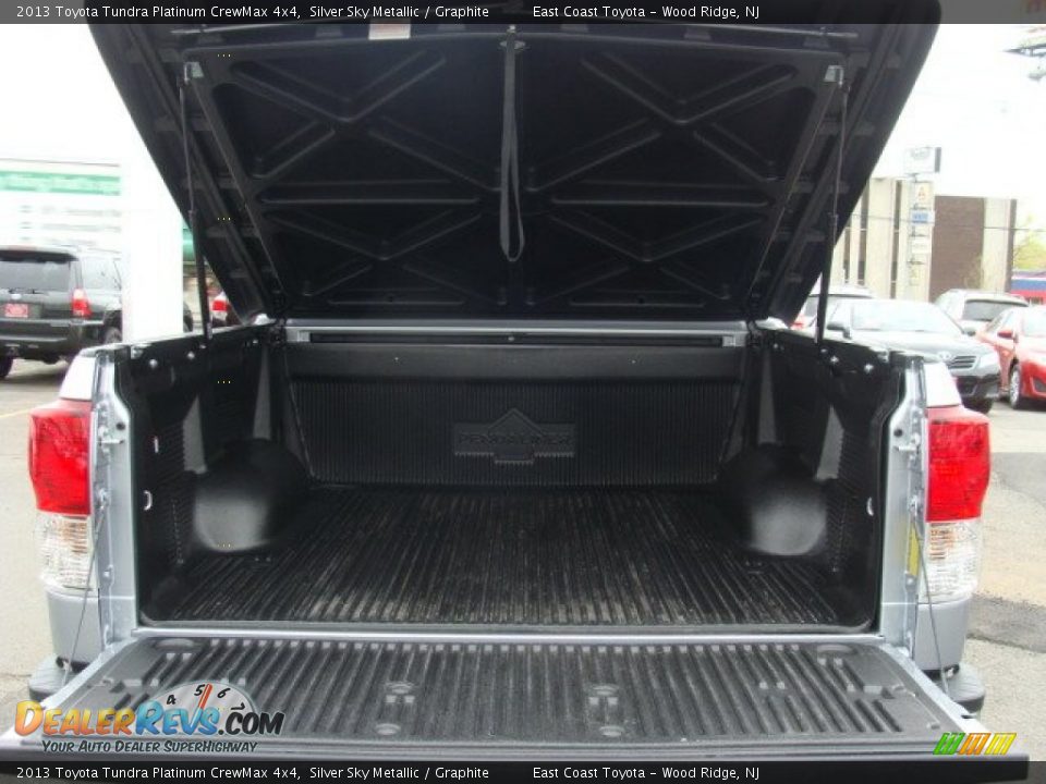 2013 Toyota Tundra Platinum CrewMax 4x4 Silver Sky Metallic / Graphite Photo #13