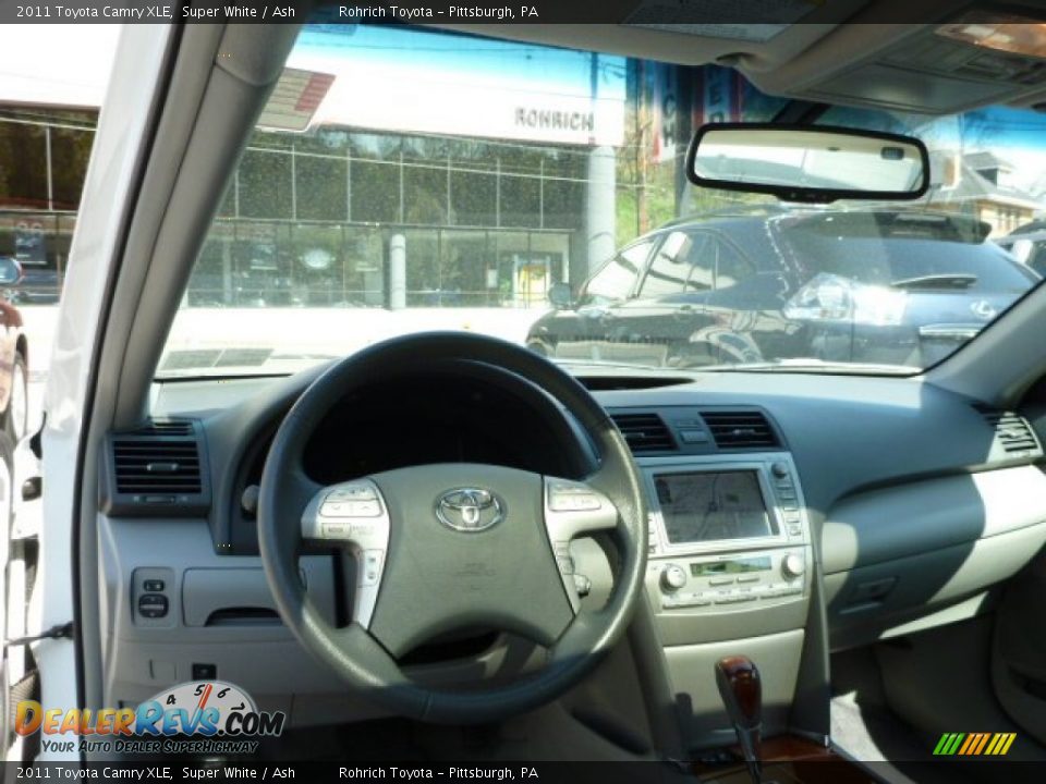 2011 Toyota Camry XLE Super White / Ash Photo #6