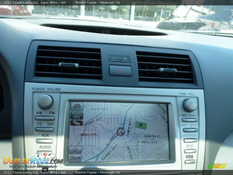 2011 Toyota Camry XLE Super White / Ash Photo #7