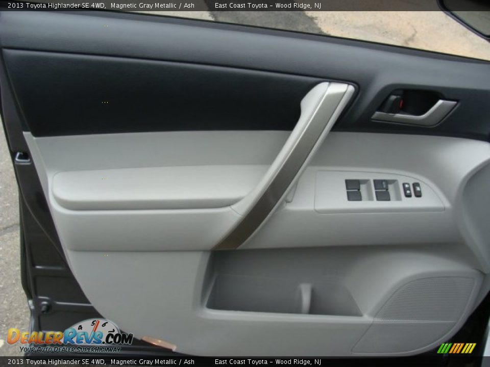 2013 Toyota Highlander SE 4WD Magnetic Gray Metallic / Ash Photo #6