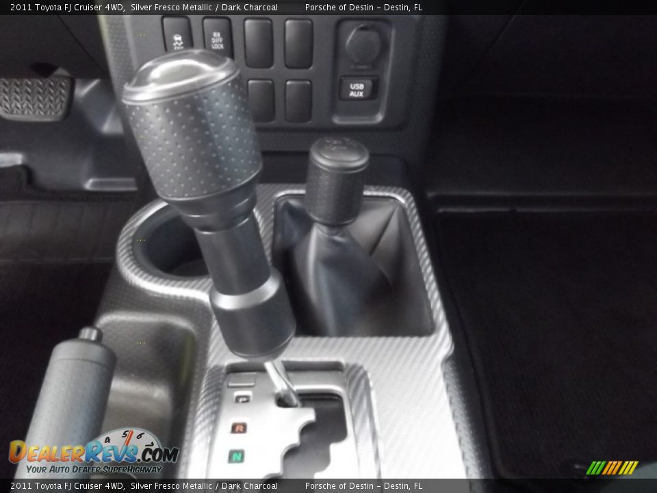 2011 Toyota FJ Cruiser 4WD Silver Fresco Metallic / Dark Charcoal Photo #15