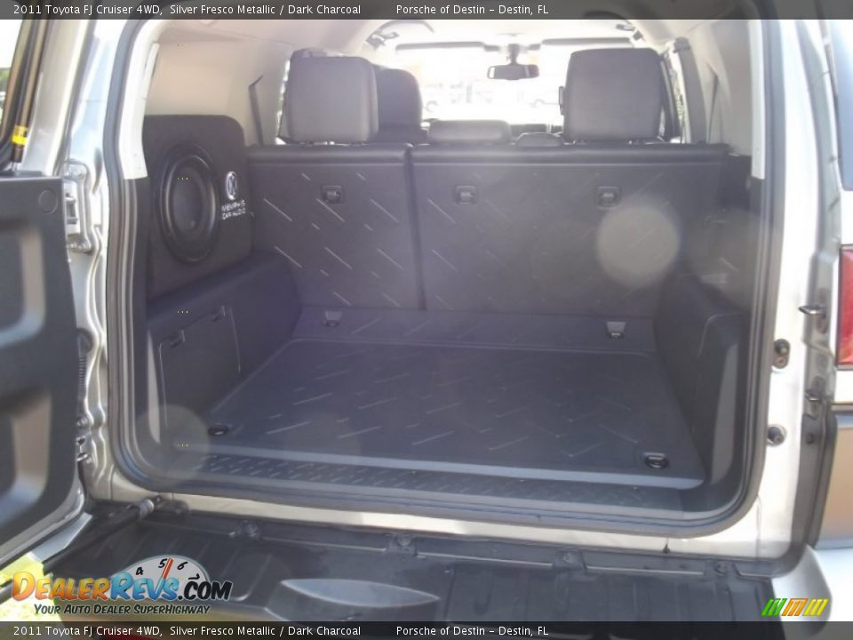 2011 Toyota FJ Cruiser 4WD Silver Fresco Metallic / Dark Charcoal Photo #25