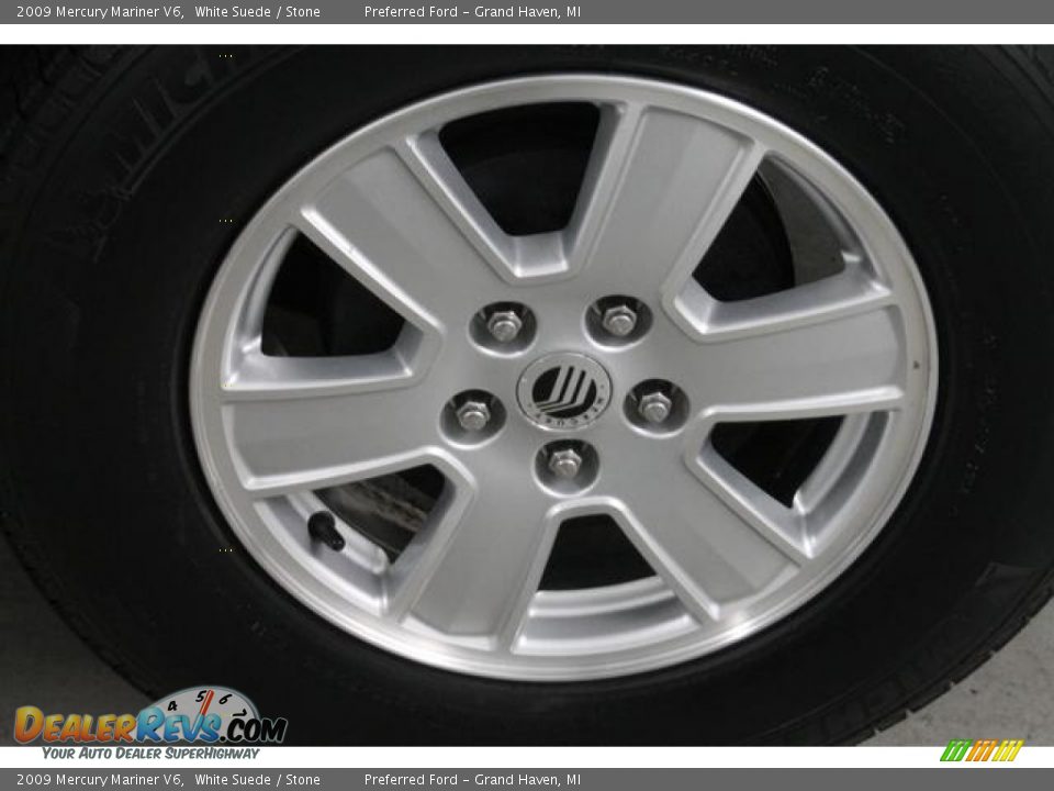 2009 Mercury Mariner V6 White Suede / Stone Photo #13