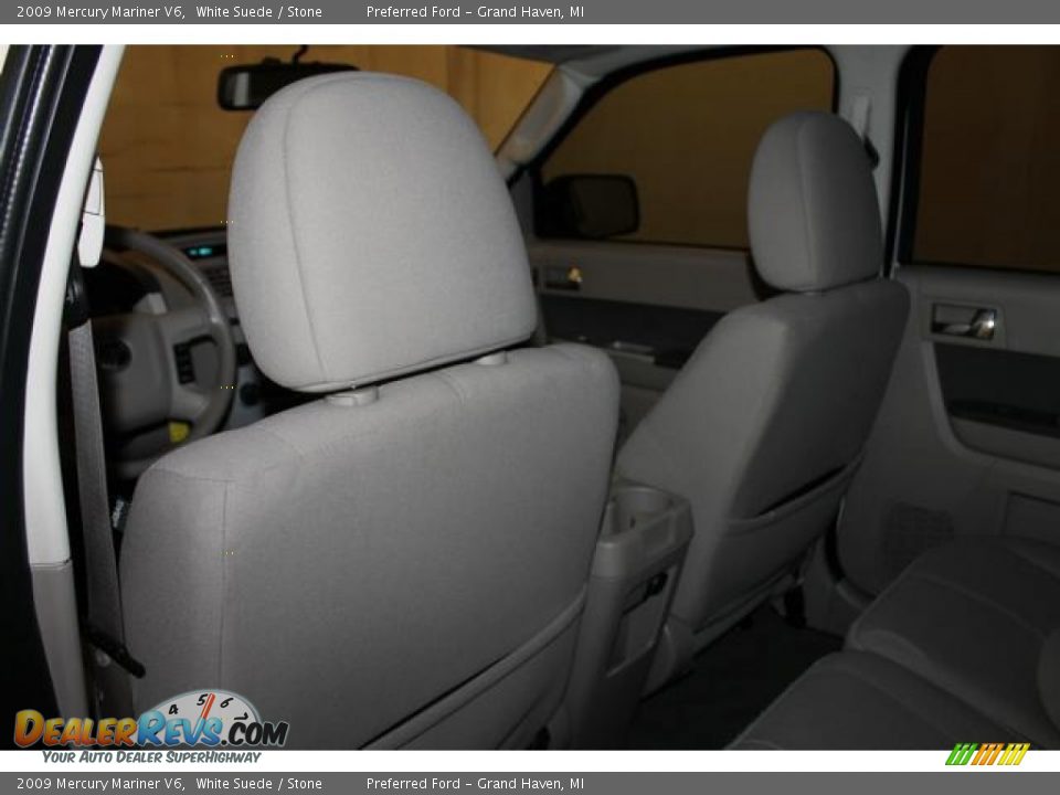 2009 Mercury Mariner V6 White Suede / Stone Photo #22