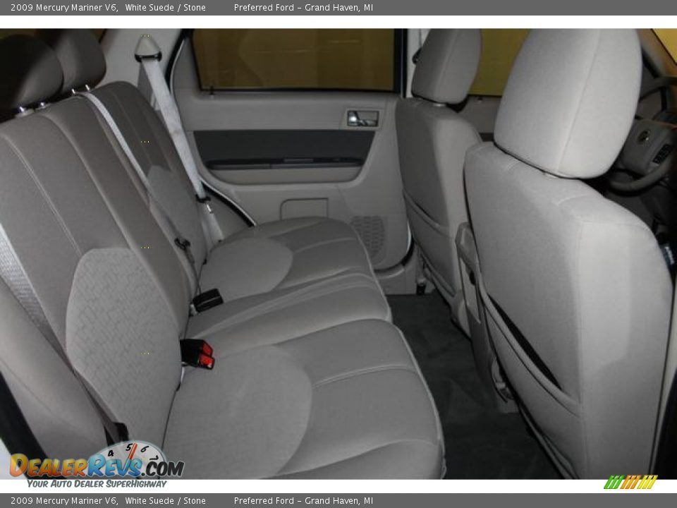 2009 Mercury Mariner V6 White Suede / Stone Photo #25