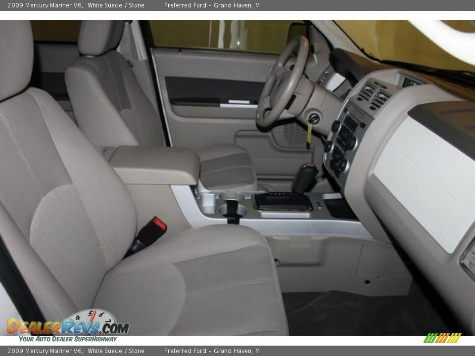 2009 Mercury Mariner V6 White Suede / Stone Photo #27