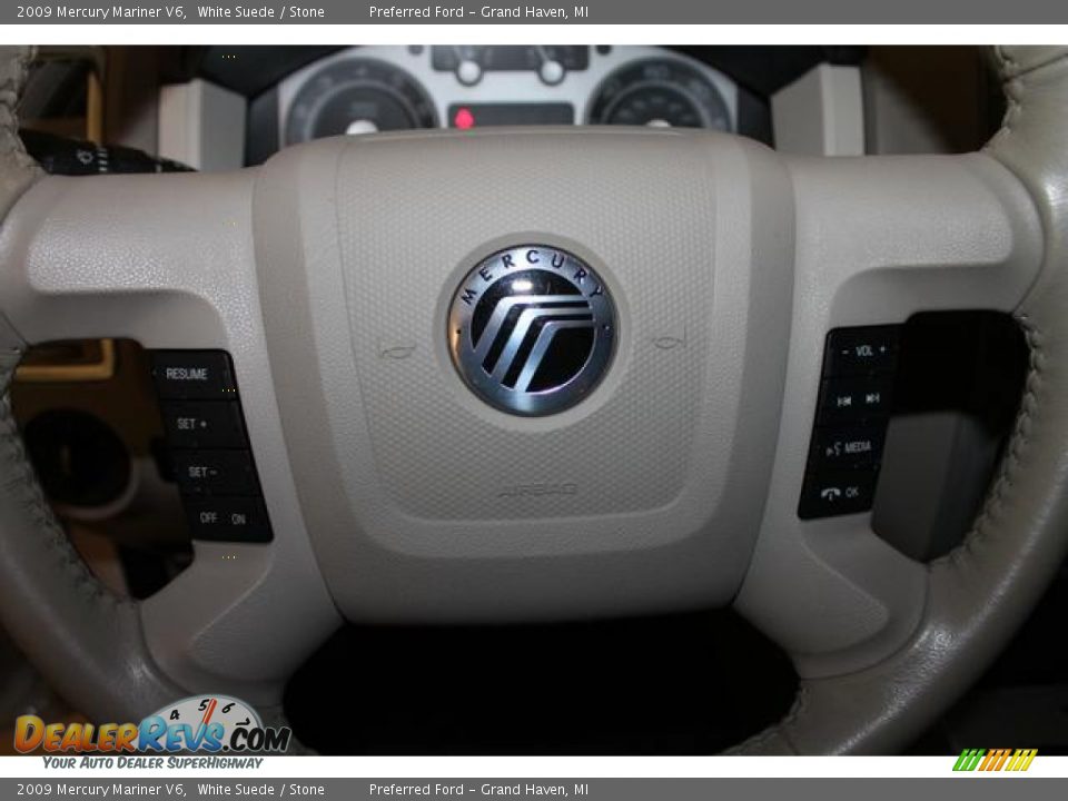 2009 Mercury Mariner V6 White Suede / Stone Photo #32