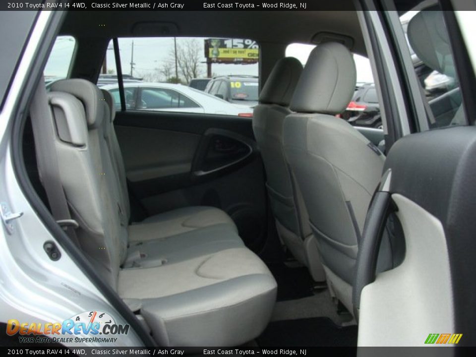 2010 Toyota RAV4 I4 4WD Classic Silver Metallic / Ash Gray Photo #12