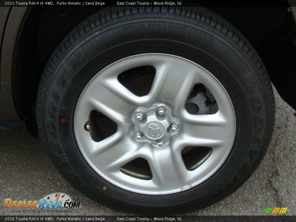 2010 Toyota RAV4 I4 4WD Pyrite Metallic / Sand Beige Photo #14
