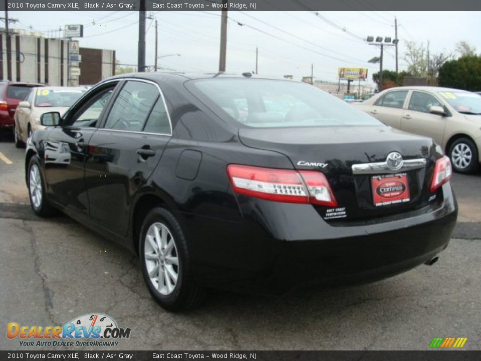 2010 Toyota Camry XLE Black / Ash Gray Photo #4