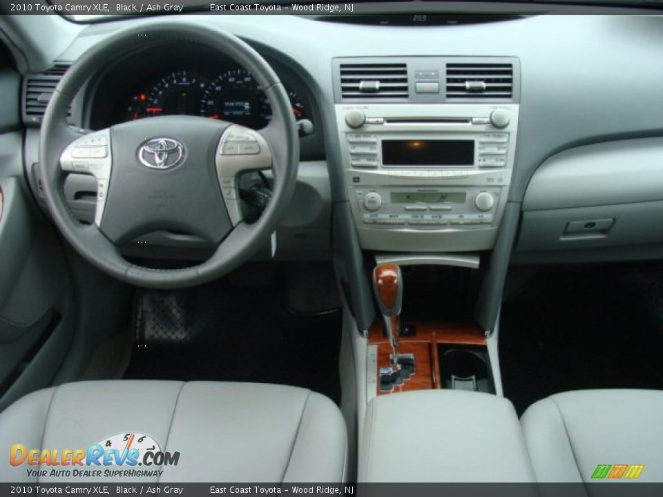 2010 Toyota Camry XLE Black / Ash Gray Photo #9