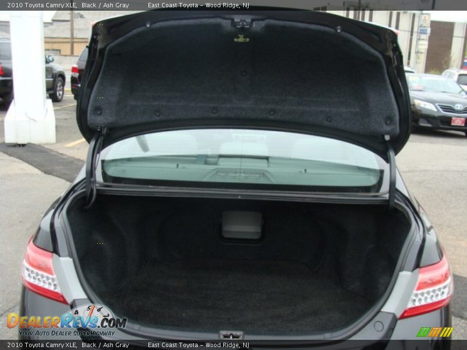 2010 Toyota Camry XLE Black / Ash Gray Photo #13