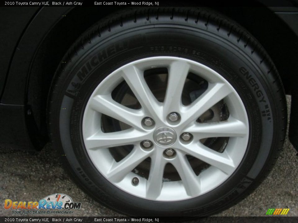 2010 Toyota Camry XLE Black / Ash Gray Photo #14