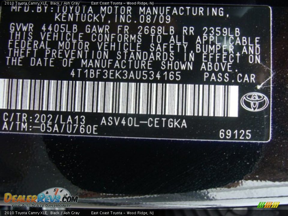 2010 Toyota Camry XLE Black / Ash Gray Photo #15