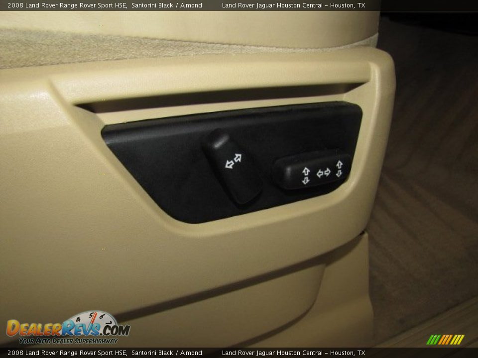 Controls of 2008 Land Rover Range Rover Sport HSE Photo #25