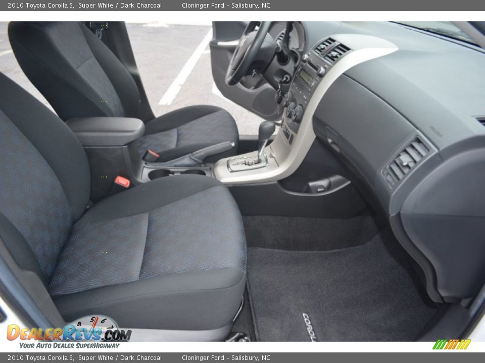 2010 Toyota Corolla S Super White / Dark Charcoal Photo #15