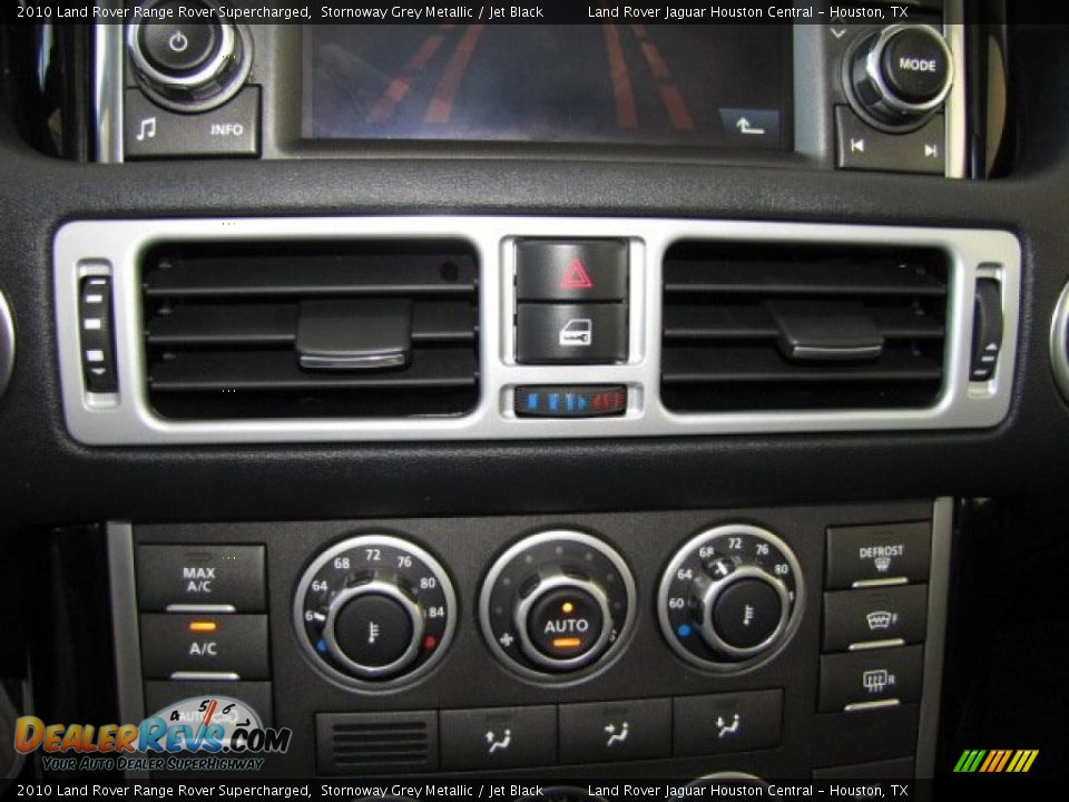 Controls of 2010 Land Rover Range Rover Supercharged Photo #21
