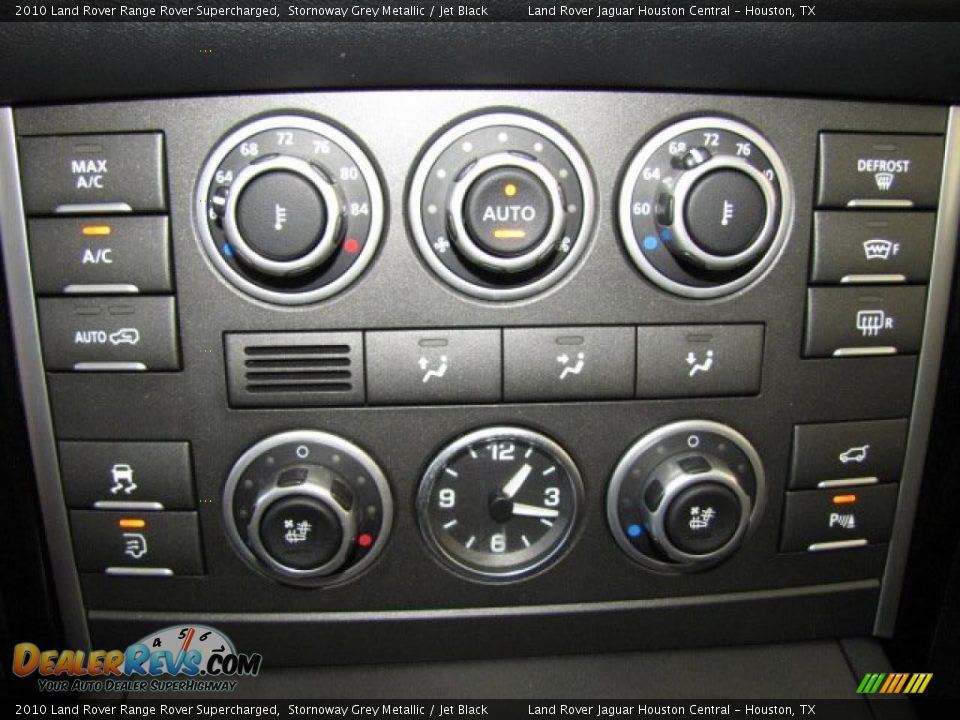 Controls of 2010 Land Rover Range Rover Supercharged Photo #22