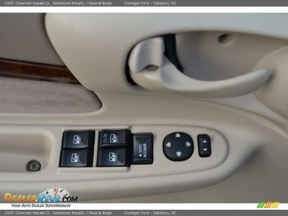2005 Chevrolet Impala LS Sandstone Metallic / Neutral Beige Photo #9