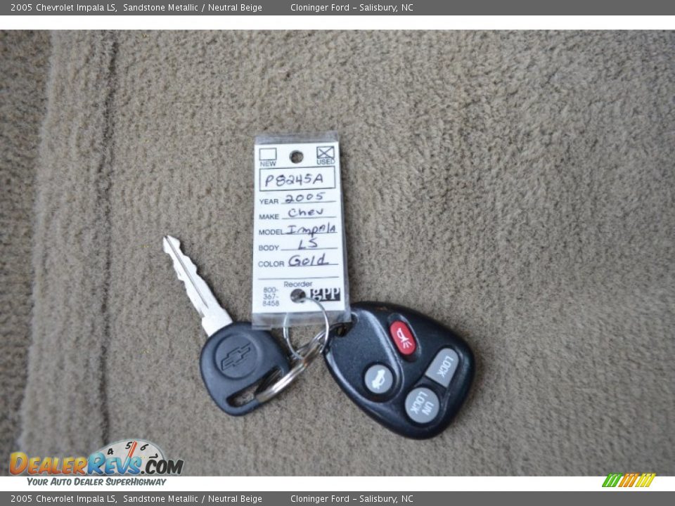 2005 Chevrolet Impala LS Sandstone Metallic / Neutral Beige Photo #30