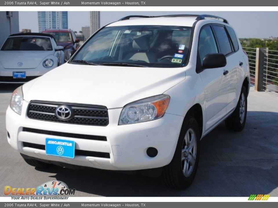2006 Toyota RAV4 Super White / Ash Photo #3