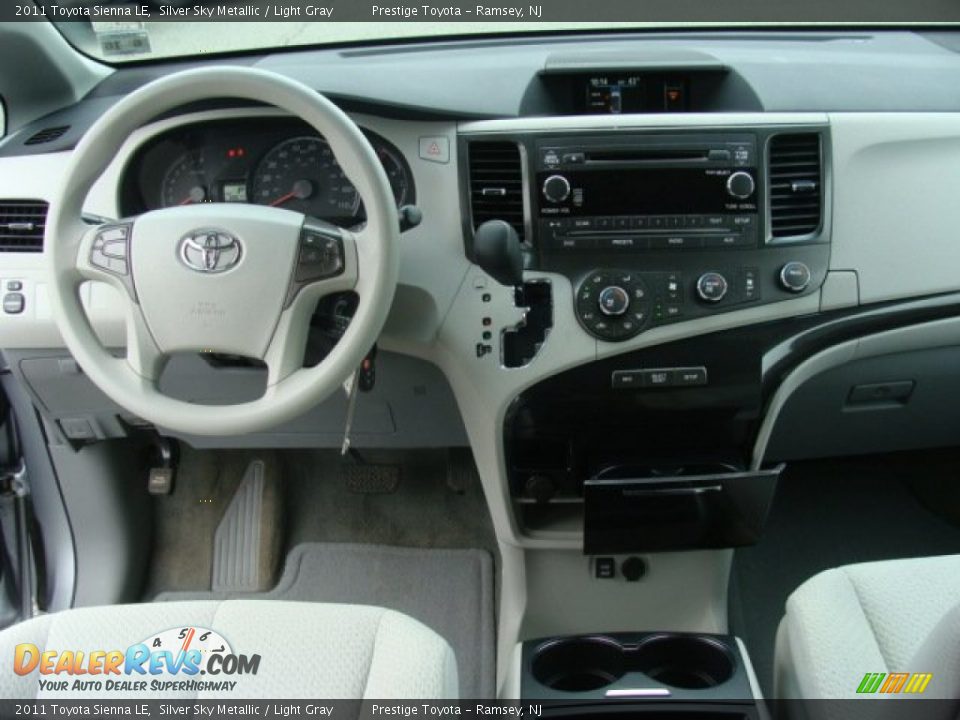 2011 Toyota Sienna LE Silver Sky Metallic / Light Gray Photo #9