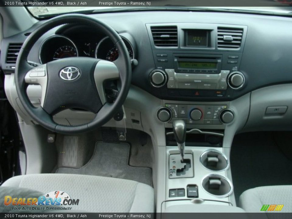 2010 Toyota Highlander V6 4WD Black / Ash Photo #9