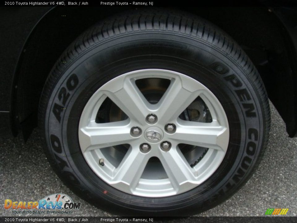 2010 Toyota Highlander V6 4WD Black / Ash Photo #14
