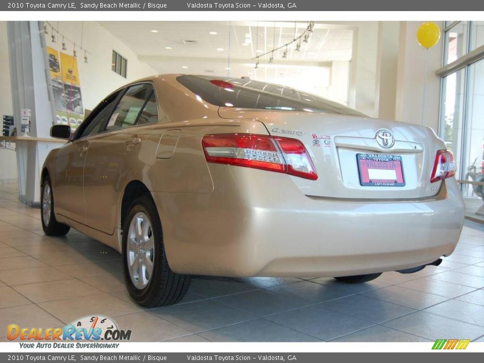 2010 Toyota Camry LE Sandy Beach Metallic / Bisque Photo #5