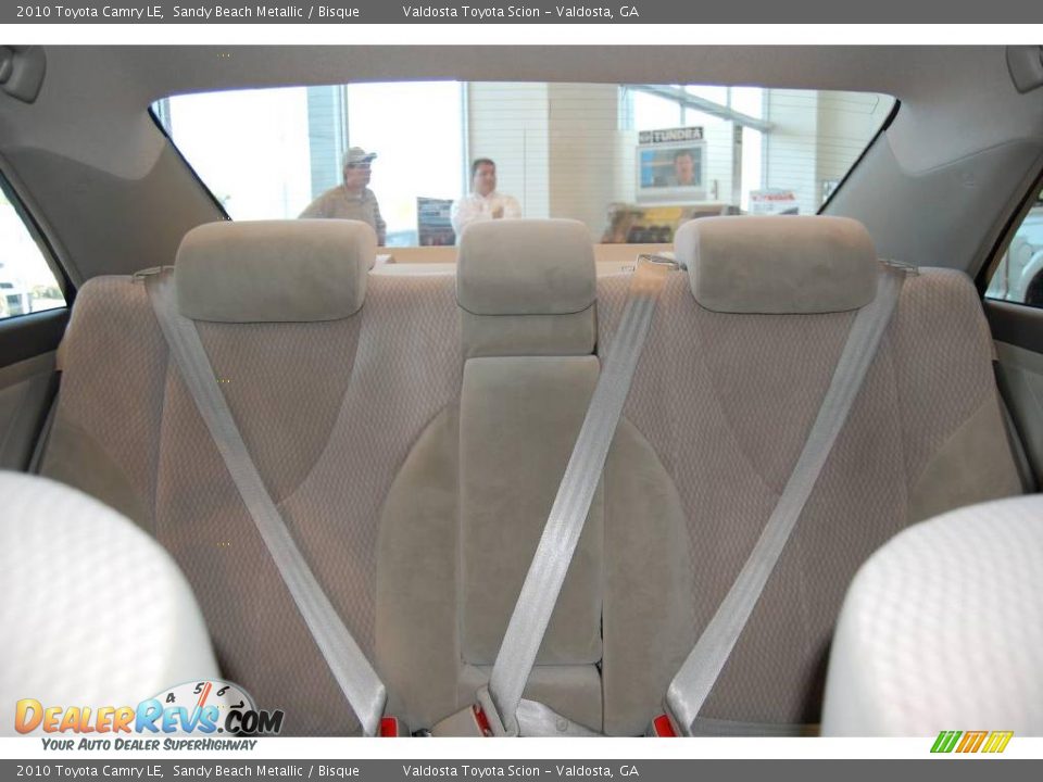 2010 Toyota Camry LE Sandy Beach Metallic / Bisque Photo #16