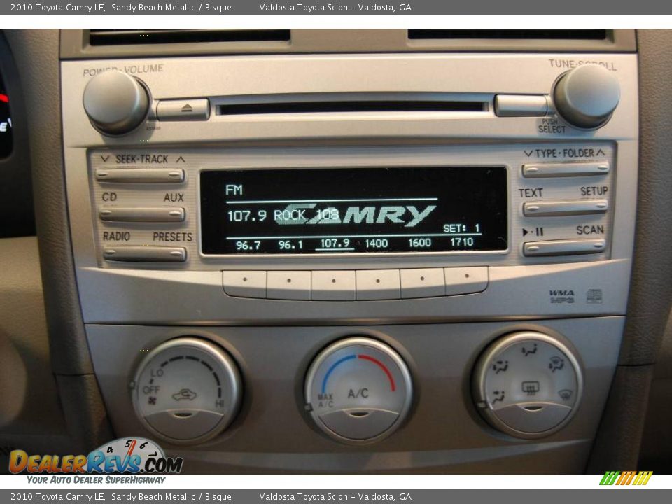 2010 Toyota Camry LE Sandy Beach Metallic / Bisque Photo #21