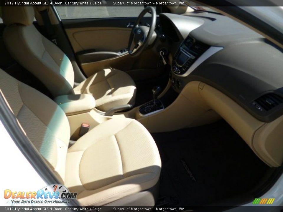 2012 Hyundai Accent GLS 4 Door Century White / Beige Photo #4