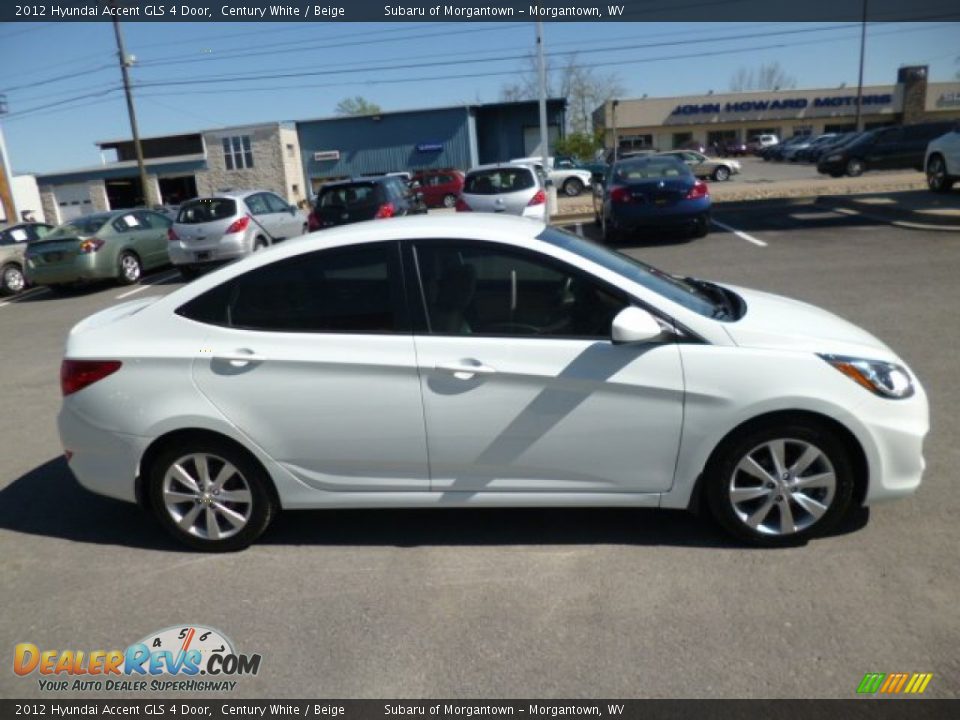 2012 Hyundai Accent GLS 4 Door Century White / Beige Photo #12