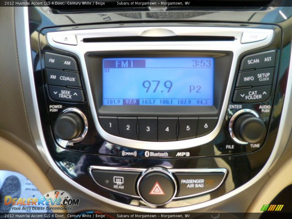 2012 Hyundai Accent GLS 4 Door Century White / Beige Photo #19