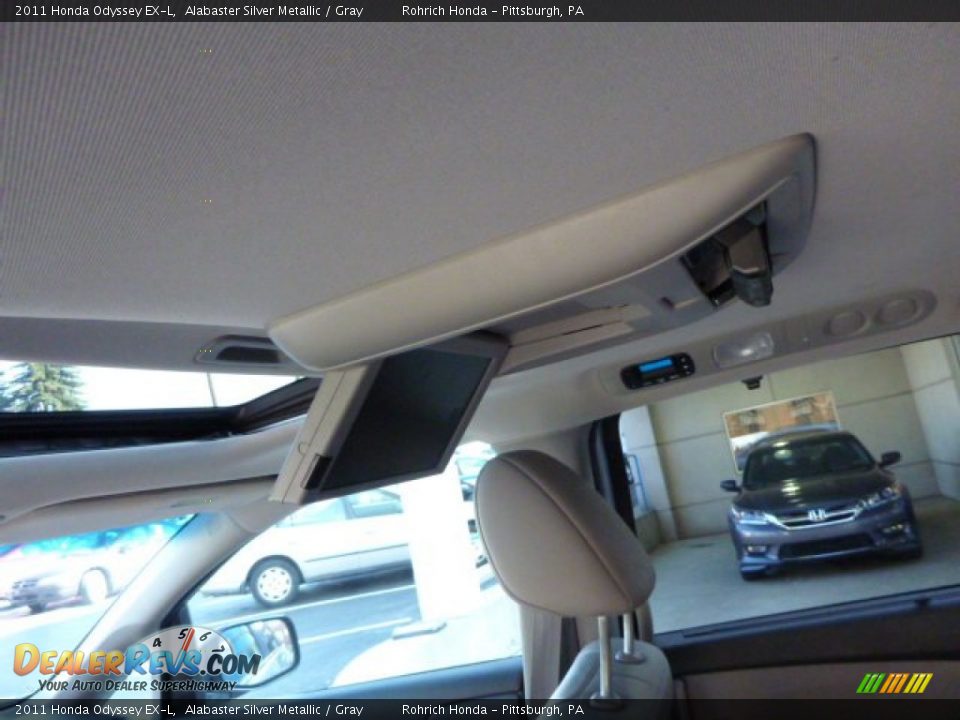 2011 Honda Odyssey EX-L Alabaster Silver Metallic / Gray Photo #7