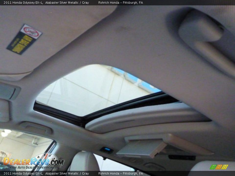 2011 Honda Odyssey EX-L Alabaster Silver Metallic / Gray Photo #13