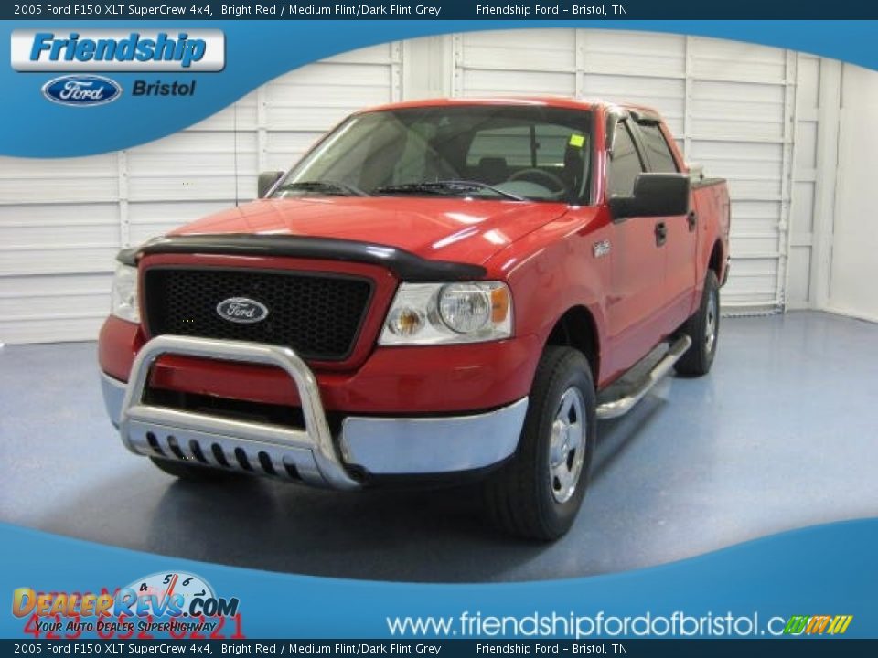 2005 Ford F150 XLT SuperCrew 4x4 Bright Red / Medium Flint/Dark Flint Grey Photo #2