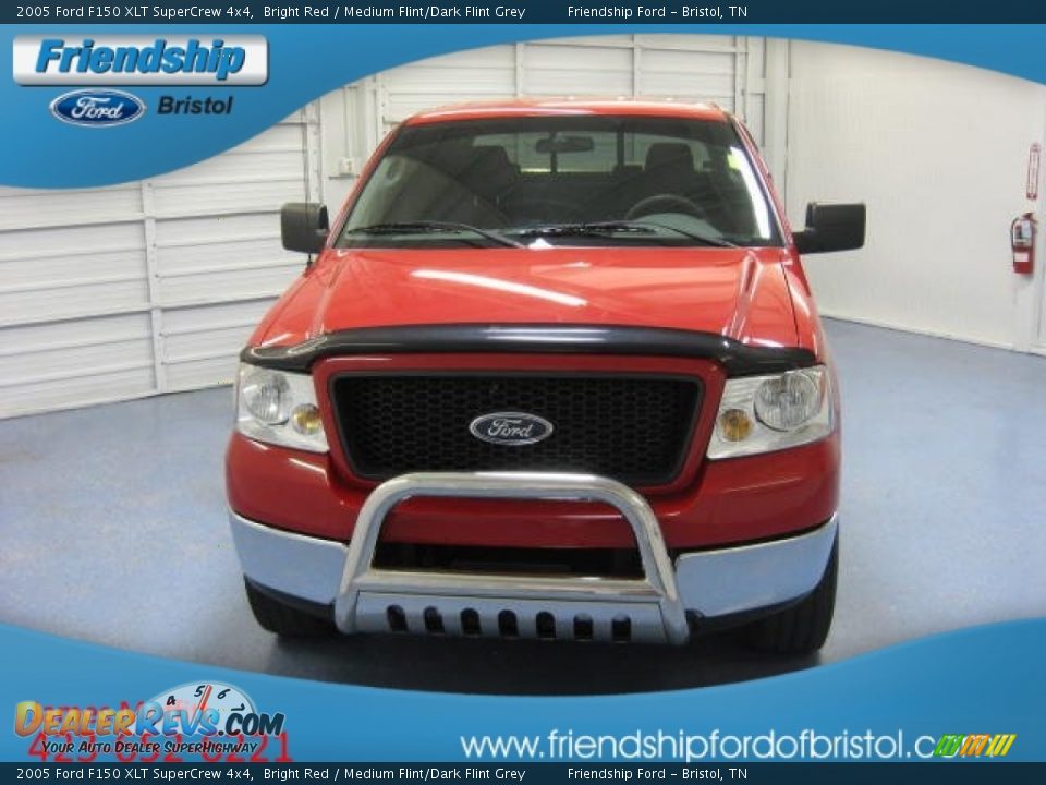 2005 Ford F150 XLT SuperCrew 4x4 Bright Red / Medium Flint/Dark Flint Grey Photo #3