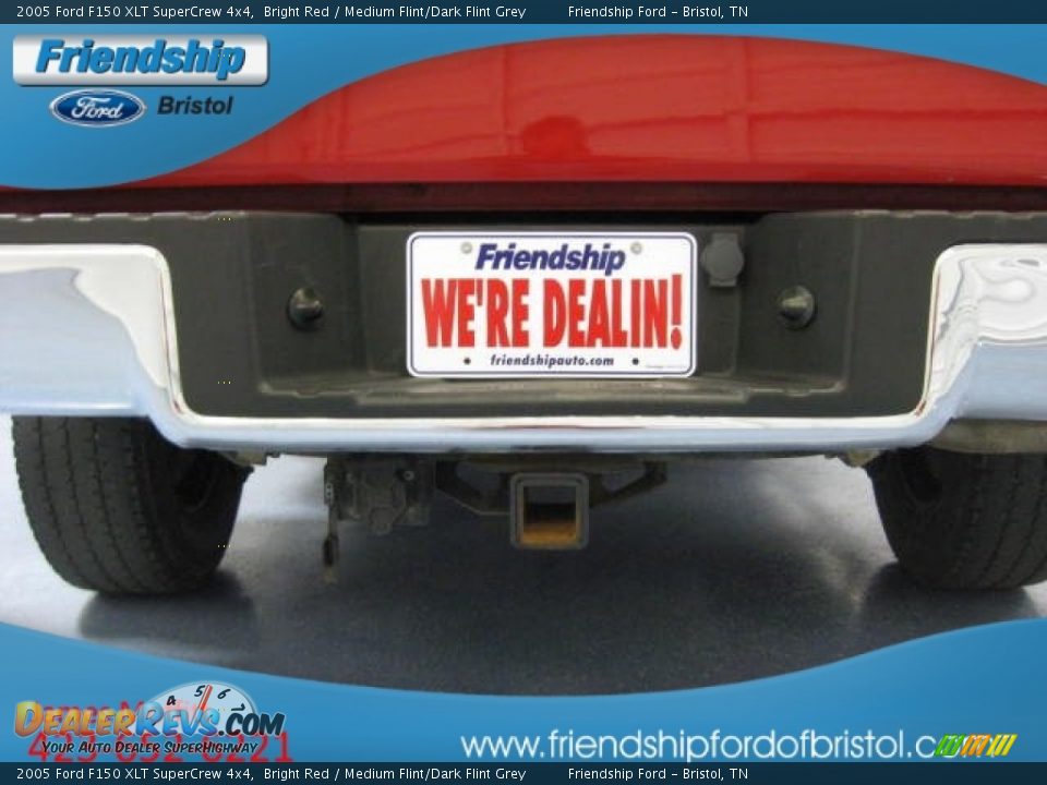 2005 Ford F150 XLT SuperCrew 4x4 Bright Red / Medium Flint/Dark Flint Grey Photo #6