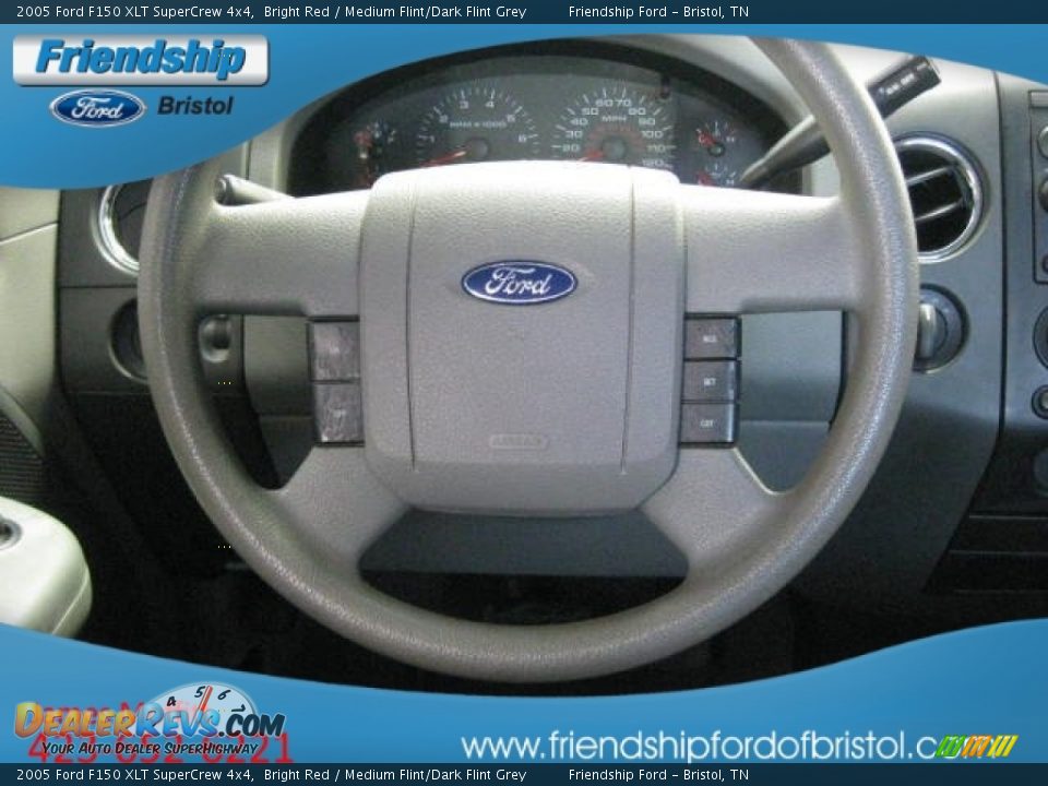 2005 Ford F150 XLT SuperCrew 4x4 Bright Red / Medium Flint/Dark Flint Grey Photo #21