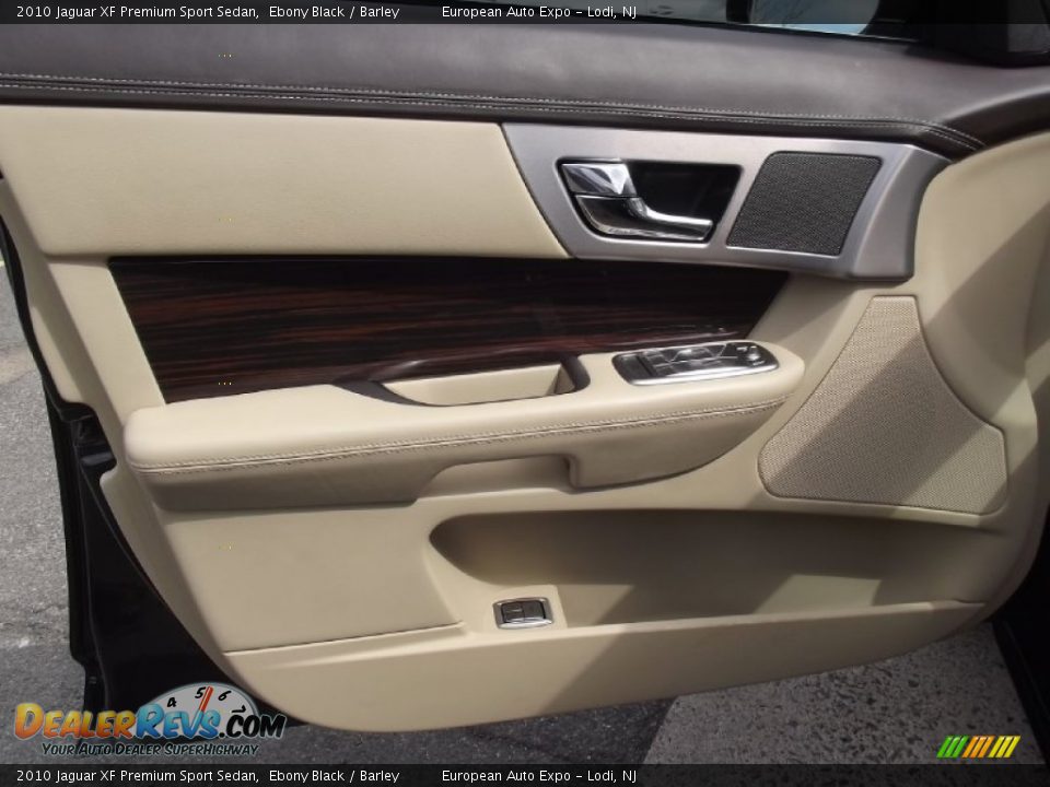 2010 Jaguar XF Premium Sport Sedan Ebony Black / Barley Photo #9