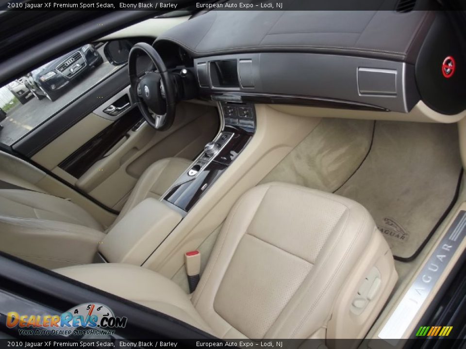 2010 Jaguar XF Premium Sport Sedan Ebony Black / Barley Photo #16