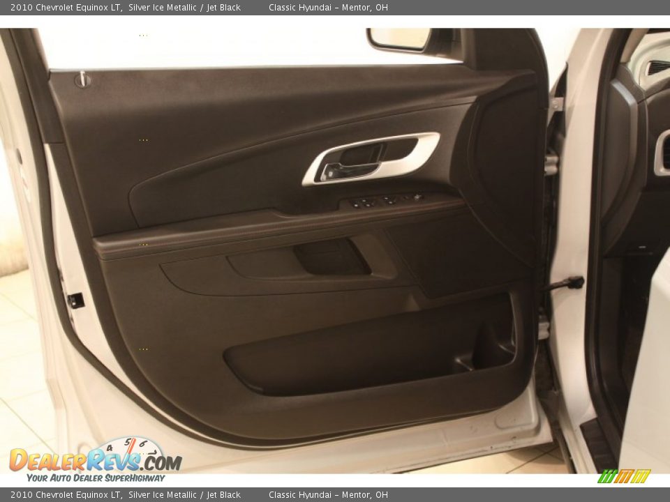 2010 Chevrolet Equinox LT Silver Ice Metallic / Jet Black Photo #4