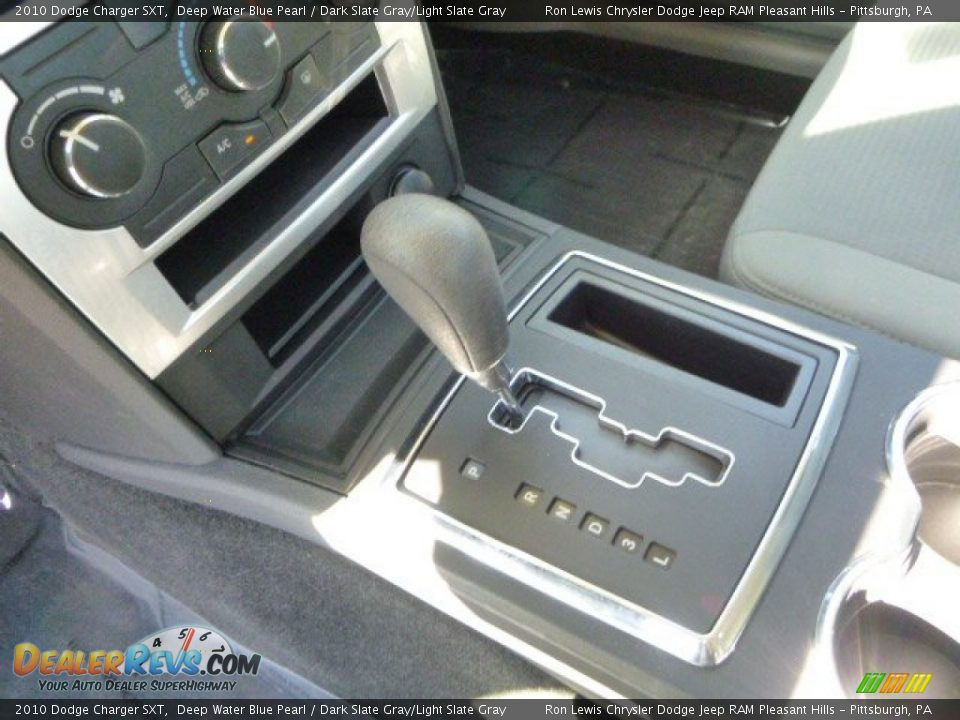 2010 Dodge Charger SXT Deep Water Blue Pearl / Dark Slate Gray/Light Slate Gray Photo #16