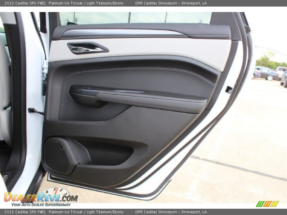 2013 Cadillac SRX FWD Platinum Ice Tricoat / Light Titanium/Ebony Photo #21