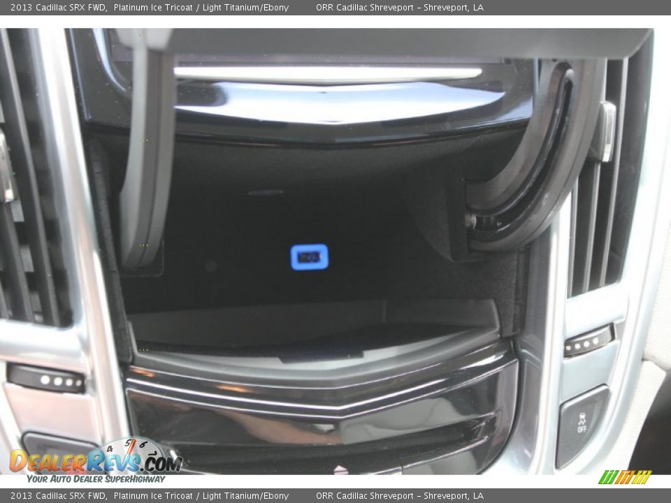 2013 Cadillac SRX FWD Platinum Ice Tricoat / Light Titanium/Ebony Photo #29