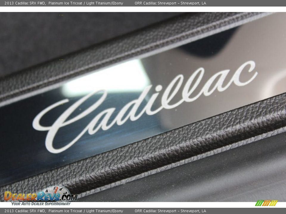 2013 Cadillac SRX FWD Platinum Ice Tricoat / Light Titanium/Ebony Photo #34