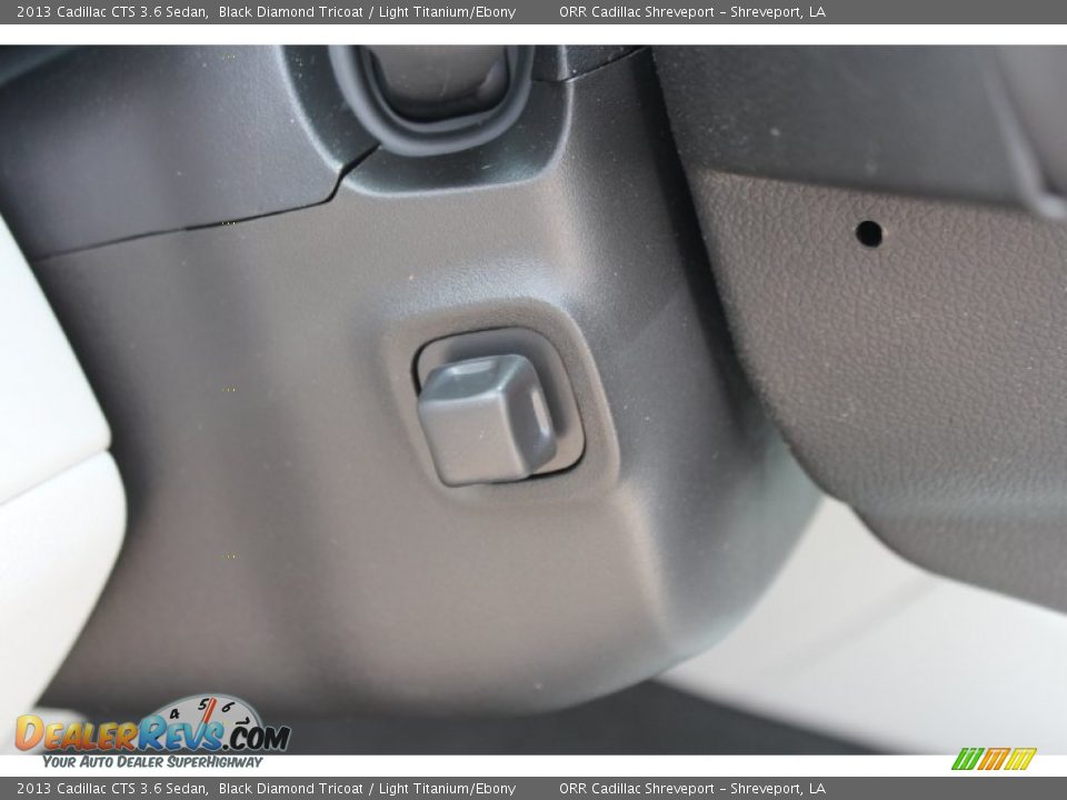 2013 Cadillac CTS 3.6 Sedan Black Diamond Tricoat / Light Titanium/Ebony Photo #36