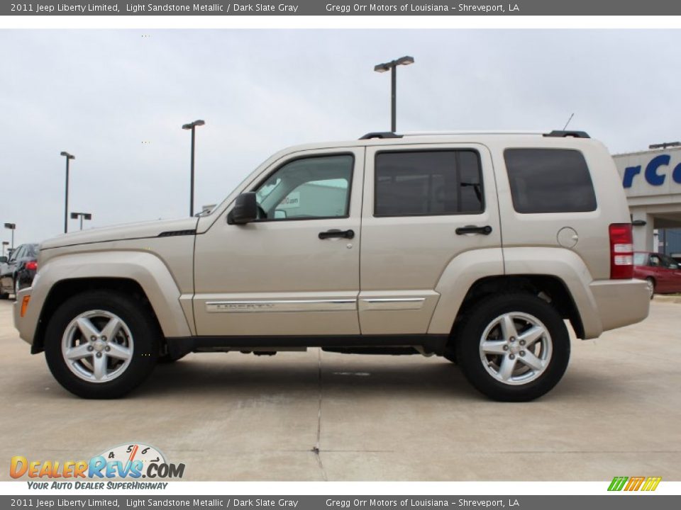2011 Jeep Liberty Limited Light Sandstone Metallic / Dark Slate Gray Photo #5